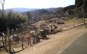 津久井湖城山公園 (つくいこしろやまこうえん)