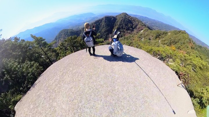 弥三郎岳（やさぶろうだけ）