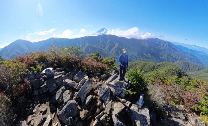 釈迦ヶ岳